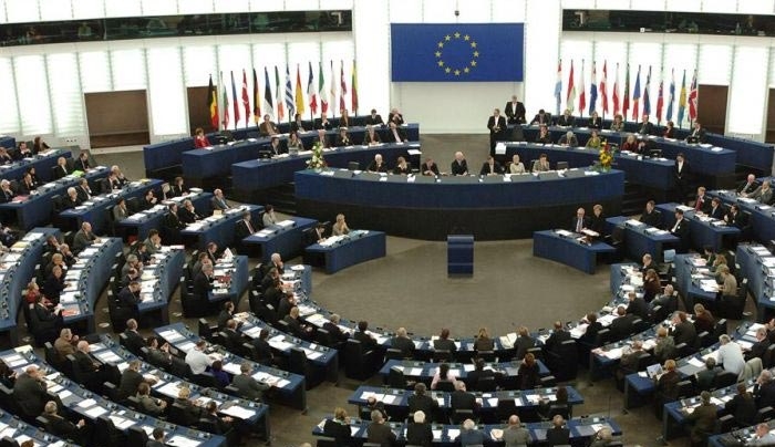 Ευρωπαϊκό Κοινοβούλιο: Εγκρίνονται τα έκτακτα μέτρα διευκόλυνσης για την Ελλάδα