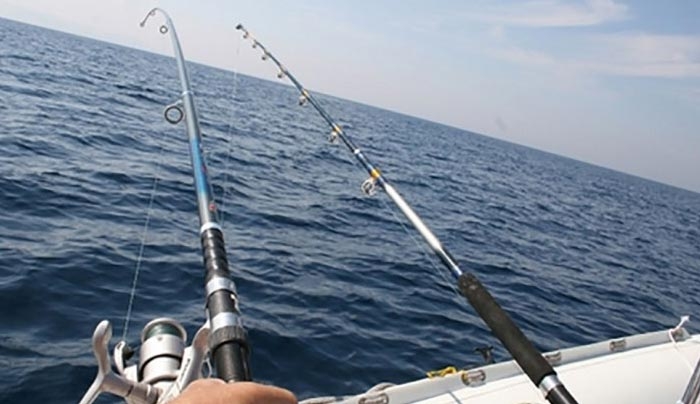 Επανέρχεται ανά έτος και αυξημένος κατά 50% ο φόρος στο… ψάρεμα!