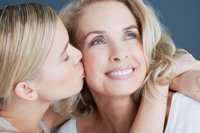12 πράγματα που μια κόρη χρειάζεται από τη μητέρα της