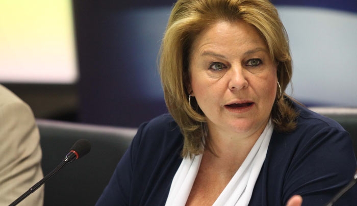 Κατσέλη: Δεν υπάρχει ζήτημα «κουρέματος» καταθέσεων – Πότε βλέπει άρση των capital controls