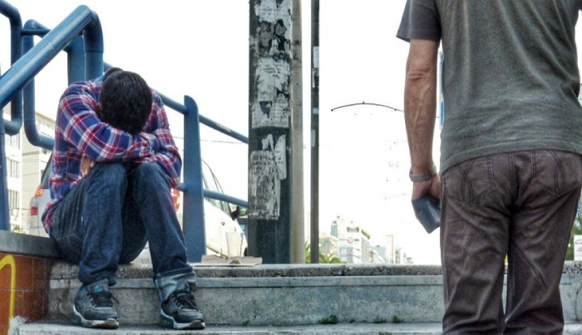 Στοιχεία-σοκ της ΕΛΣΤΑΤ: Ένας στους τρεις σε κίνδυνο φτώχειας