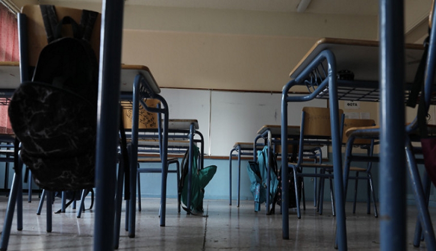 Παπαευαγγέλου: Γιατί εισηγούμαστε να ανοίξουν τα σχολεία τα Φώτα -Τα εφετινά Χριστούγεννα μπορεί να είναι τα καλύτερα όλων