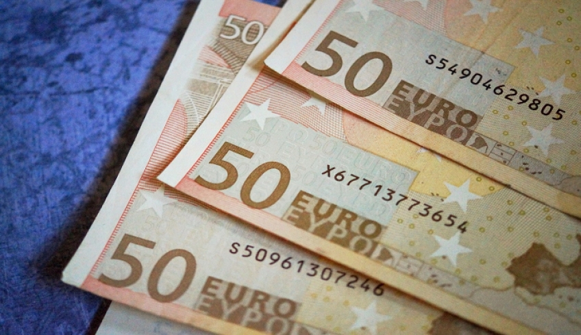 Αποζημίωση 534 ευρώ: Πότε θα πληρωθούν οι αναστολές συμβάσεων Ιουνίου