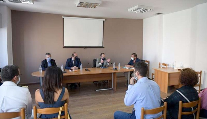 Έργα και μελέτες ύψους 2,9 εκατ. ευρώ για λιμενικές υποδομές και κρίσιμα έργα ύδρευσης στο Δήμο Ιεράπετρας ανακοίνωσε ο ΥΝΑΝΠ κ. Γιάννης Πλακιωτάκης