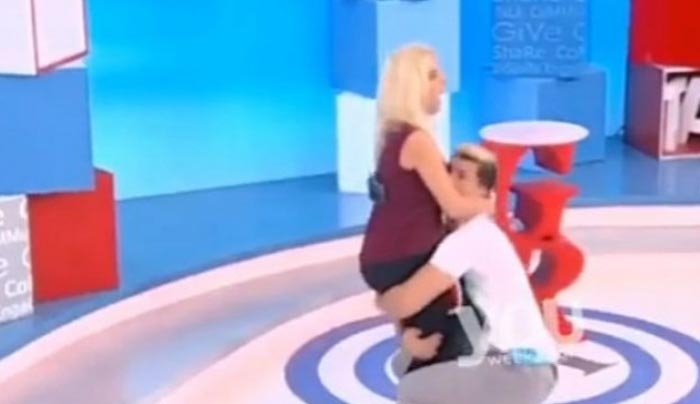 O «Αγάπη μόνο» πήγε στην Πάνια και Ξεσάλωσε!! [βίντεο]