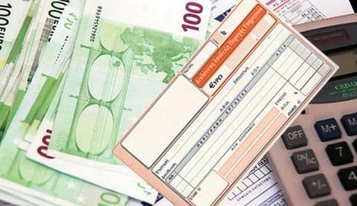 Η φόρμουλα για τις νέες εισφορές σε επαγγελματίες, επιστήμονες και αγρότες