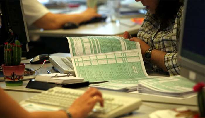Τέλος χρόνου για τις φορολογικές δηλώσεις - Πώς γίνονται οι τροποποιήσεις