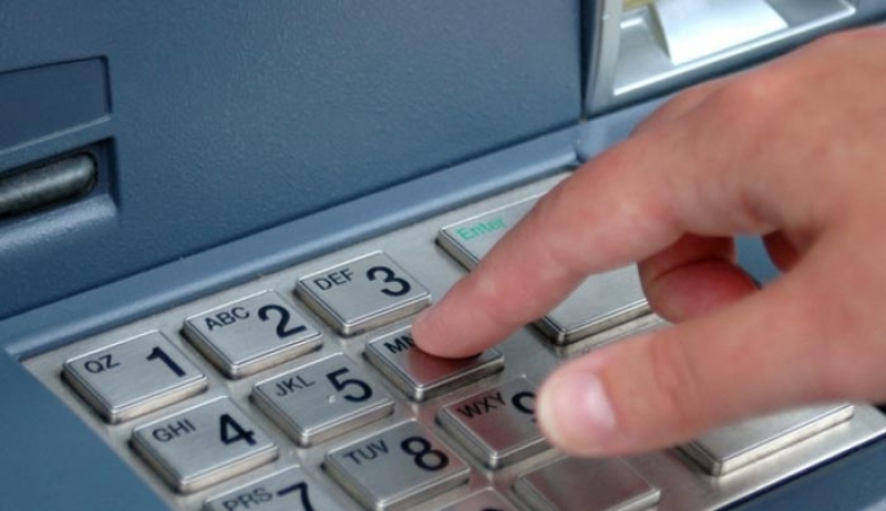Capital Controls: Αναλήψεις στο 100% των χρημάτων από το εξωτερικό