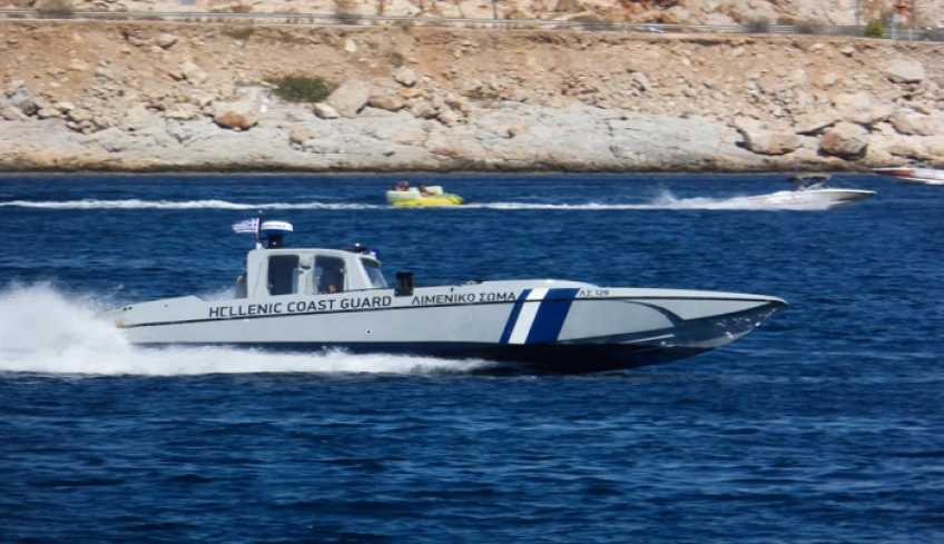 Θρίλερ στο Παλαιό Φάληρο, εντοπίστηκε πτώμα γυναίκας με τομή στην κοιλιά