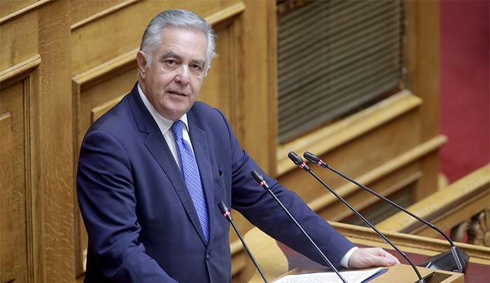 Ο Κοσμήτορας της Βουλής και Βουλευτής Δωδεκανήσου Βασίλης Α. Υψηλάντης, παρευρέθηκε χθες, 24 Ιουλίου 2025, στη δεξίωση που παρατέθηκε, στους κήπους του Προεδρικού Μεγάρου, για τον εορτασμό της 51ης Επετείου από την Αποκατάσταση της Δημοκρατίας στην Ε