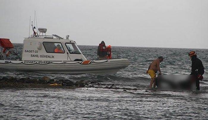 Νέα τραγωδία στο Αιγαίο - 33 νεκροί σε ναυάγιο ανοικτά της Τουρκίας