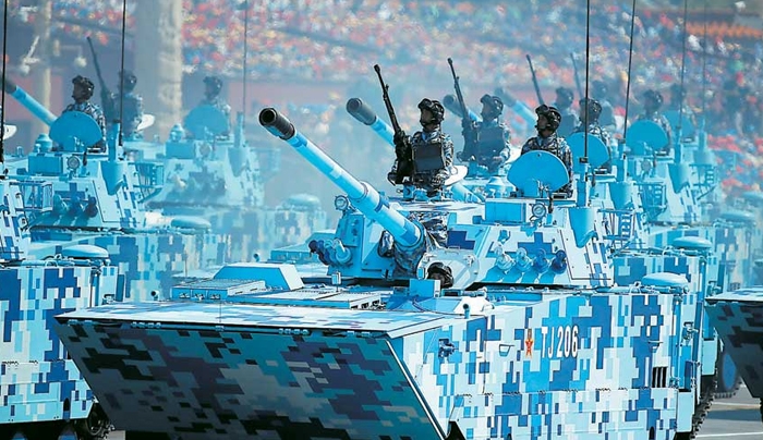 KINA: Επίδειξη στρατιωτικής ισχύος