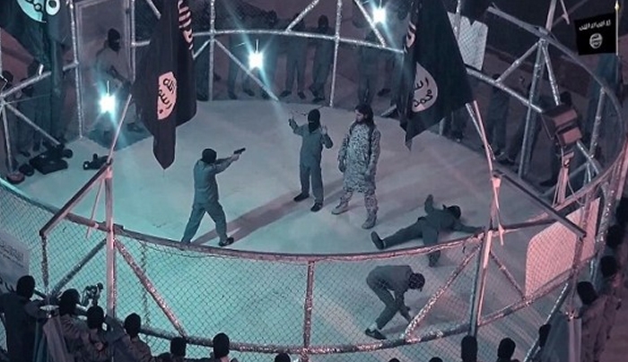 Τζιχαντιστές: Το κλουβί του θανάτου για δεκάδες νεαρά αγόρια