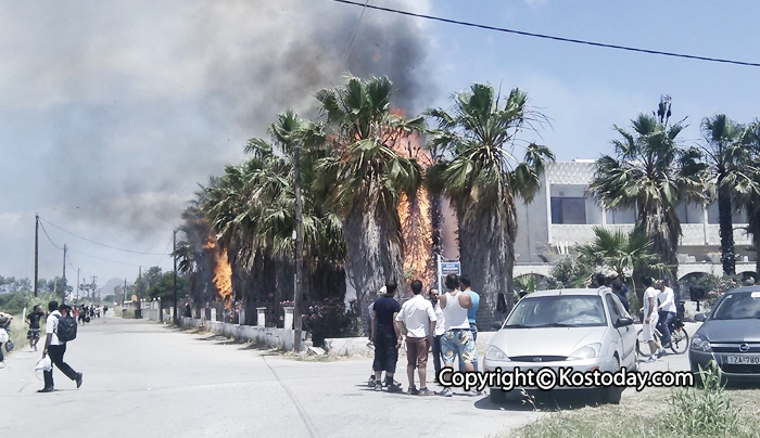 ΕΚΤΑΚΤΟ: Πυρκαγιά στο Captain Εlias όπου διαμένουν οι μετανάστες! (φωτό-βίντεο)
