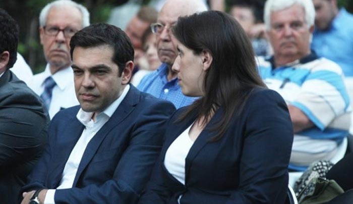 Ζωή Κωνσταντοπούλου: &quot;Κάθε νεογέννητο στην Ελλάδα χρωστάει σήμερα 41.000 ευρώ&quot;