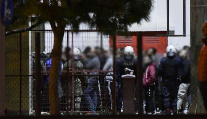 «Μάχη» για τη ζωή του δίνει ο 31χρονος αστυνομικός - Πάνω από 400 προσαγωγές από την ΕΛΑΣ