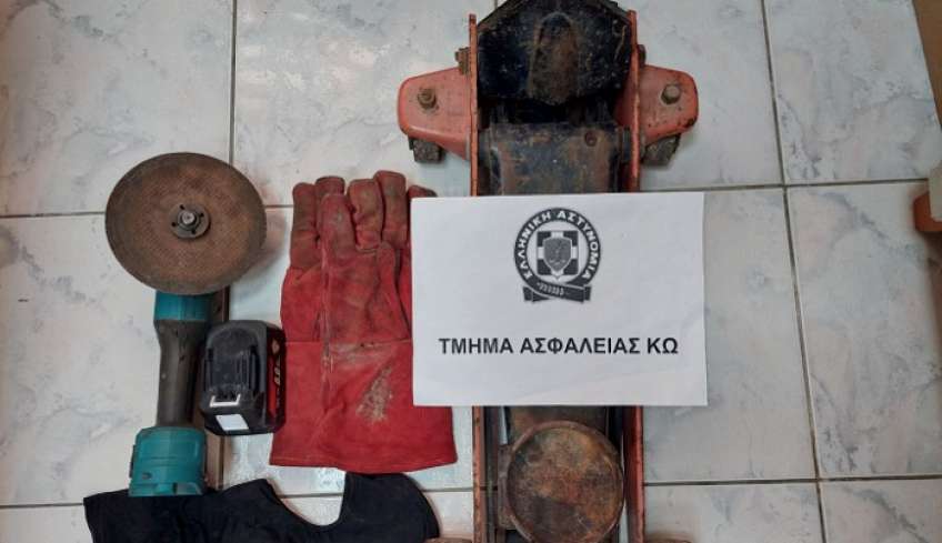 Πήγε να κλέψει καταλύτη και συνελήφθη επ' αυτοφόρω στην Κω