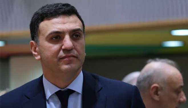 Βασίλης Κικίλιας από Σπέτσες: «Μείωση μέχρι 32% των τιμών των εισιτηρίων στα ταχύπλοα για την ελληνική οικογένεια και για τις παρέες που αποτελούνται από τρία άτομα και πάνω»