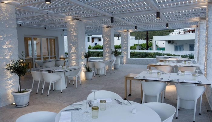 H ομάδα του εστιατορίου Apocalypsis του Patmos Aktis Suites & Spa στην Πάτμο, ξεχωρίζει στην περιοδεία των Χρυσών Σκούφων
