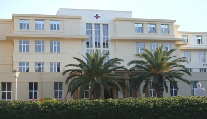 Ασθενής μαχαίρωσε νοσηλεύτρια στον Ερυθρό! “Σιωπητήριο” από τον διοικητή λέει η ΠΟΕΔΗΝ