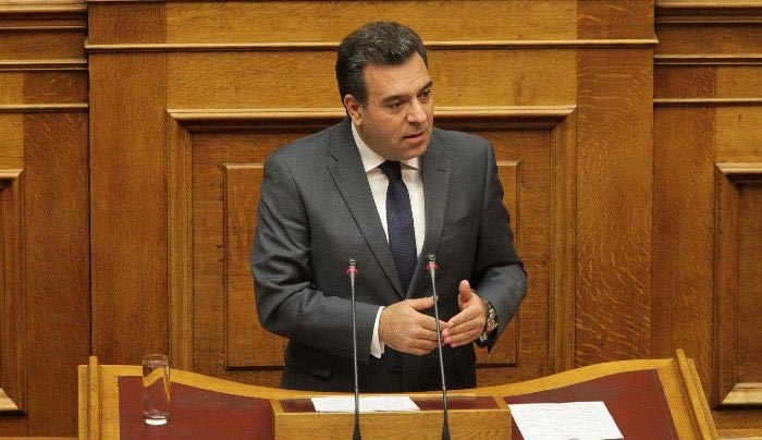 ΜΑΝΟΣ ΚΟΝΣΟΛΑΣ: «Το Δημόσιο απειλεί με πρόστιμα τα Λιμενικά Ταμεία της Δωδεκανήσου για έργα και παρεμβάσεις που έγιναν τις δεκαετίες του ’80 και του ’90 !»