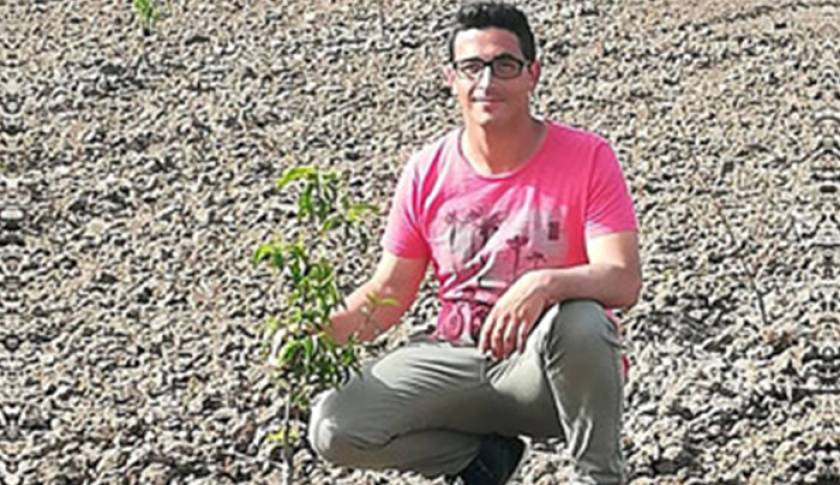 Ο Πάρης Έψιμος ένας νεαρός αγρότης από την Κω δείχνει το δρόμο της διασύνδεσης μεταξύ τουρισμού και γεωργίας