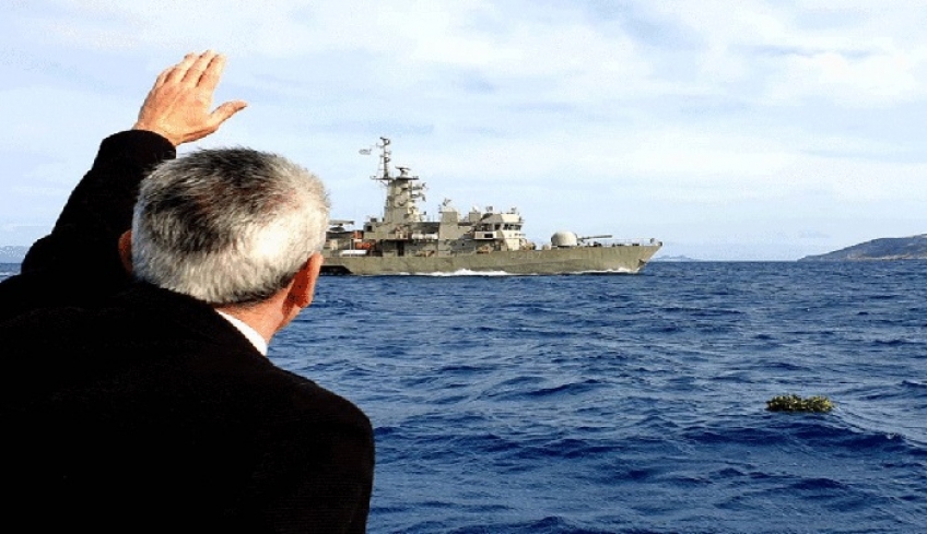 Στεφάνι έριξε ο Περιφερειάρχης 1,5 μίλι από τα Ίμια – Κινητοποίηση Λιμενικού και ΠΝ