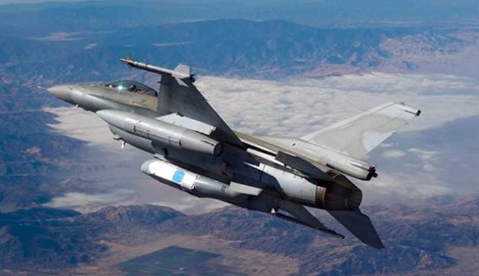 Τουρκικά αεριωθούμενα έπληξαν κουρδικούς στόχους στη νοτιοανατολική Τουρκία