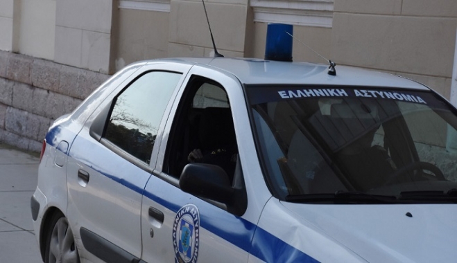 Σοκ στο Παλαιό Φάληρο για την άγρια δολοφονία της δασκάλας από τον αδερφό της