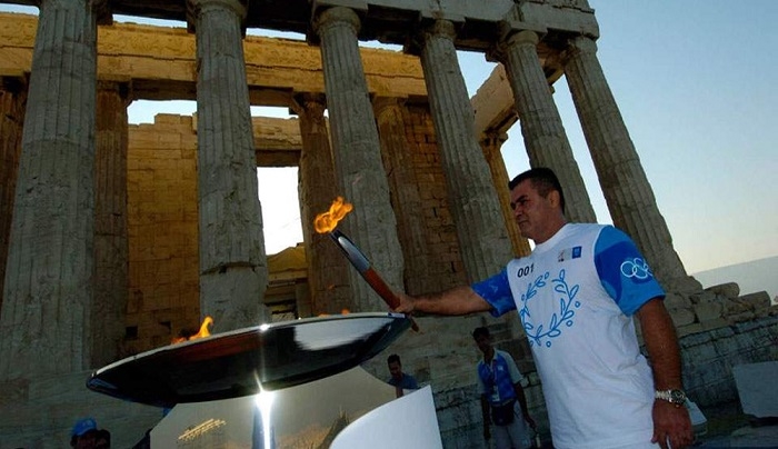 Θρήνος στην ελληνική πάλη: Πέθανε ο Ολυμπιονίκης Μπάμπης Χολίδης