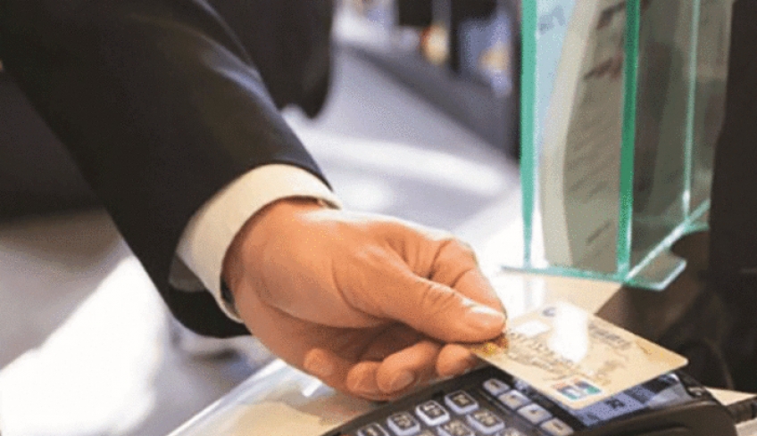 Πως θα εξασφαλίσετε την έκπτωση φόρου για αγορές με κάρτες