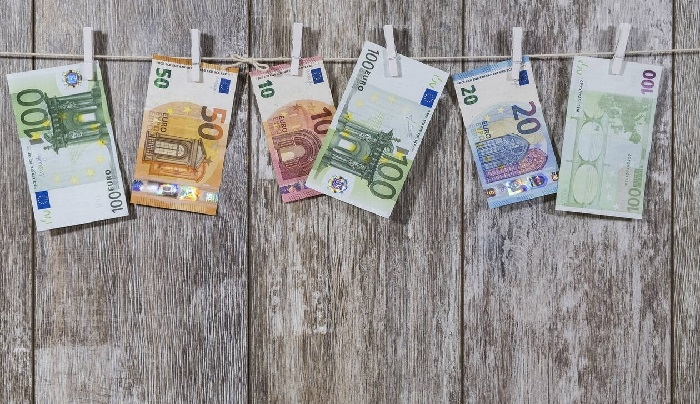 Αναδρομικά: Ποιοι δικαιούνται επιστροφή έως 3.000 ευρώ