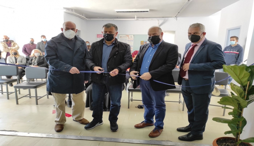 Με αρκετό κόσμο πραγματοποιήθηκαν τα εγκαίνια της Έκθεσης του Μουσείου Απολιθωμάτων και Πετρωμάτων των Α.Αβρίθη και Ξ.Φανουρίου