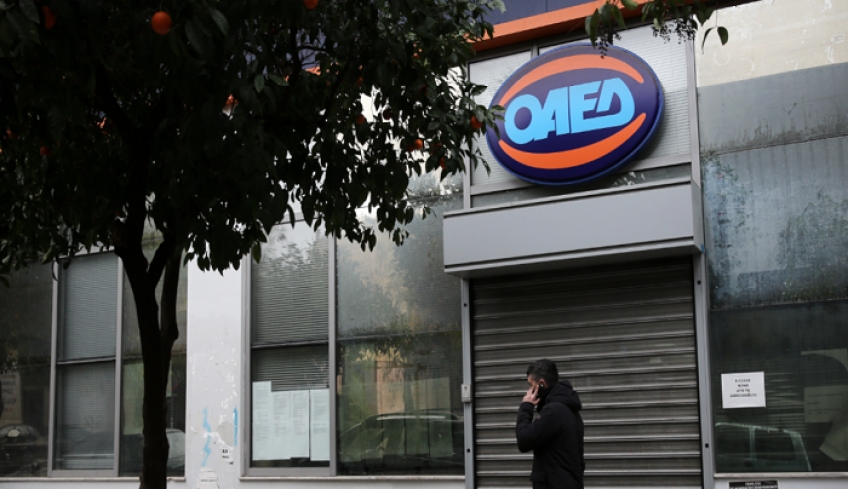 ΟΑΕΔ: Ξεκινά η καταβολή της παράτασης των επιδομάτων ανεργίας που έληξαν τον Απρίλιο – Οι δικαιούχοι