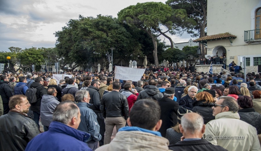 ΔΥΝΑΜΗ ΑΛΛΑΓΗΣ:  Τον Φεβρουάριο του 2016 που συγκεντρώθηκαν χιλιάδες υπογραφές κατά του hot spot ο κ. Νικηταράς ήταν κρυμμένος’