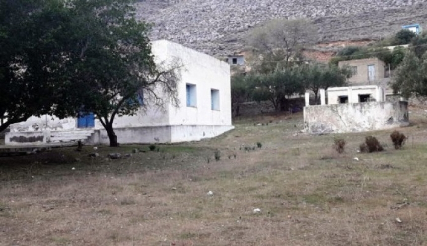 Ψέριμος, η φωνή ενός κλειστού σχολείου