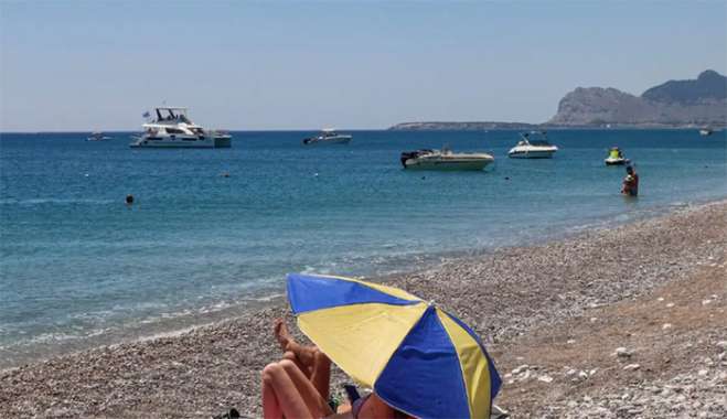 Καιρός: Κορυφώνεται ο καύσωνας με θερμοκρασίες στους 44 βαθμούς Κελσίου – Σήμερα και αύριο οι πιο δύσκολες μέρες