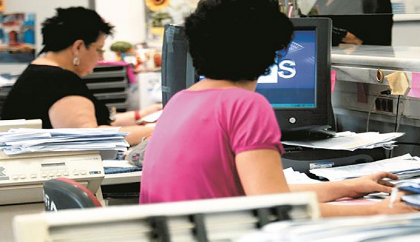 Υπ. Εργασίας: Παίρνουν πίσω τη διάταξη περί αναπλήρωσης του 7ημέρου της καραντίνας με υπερωρίες