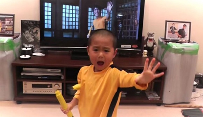 ΒΙΝΤΕΟ: Είναι αυτός ο 5χρονος μετενσάρκωση του Bruce Lee;