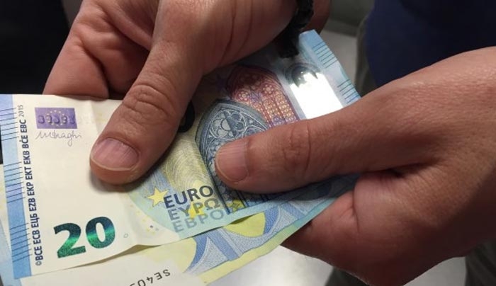 Συντάξεις: Αλλάζουν τα όρια ηλικίας – Τα έτη και η ηλικία για έξοδο από Δημόσιο, ΔΕΚΟ, Τράπεζες και ΙΚΑ