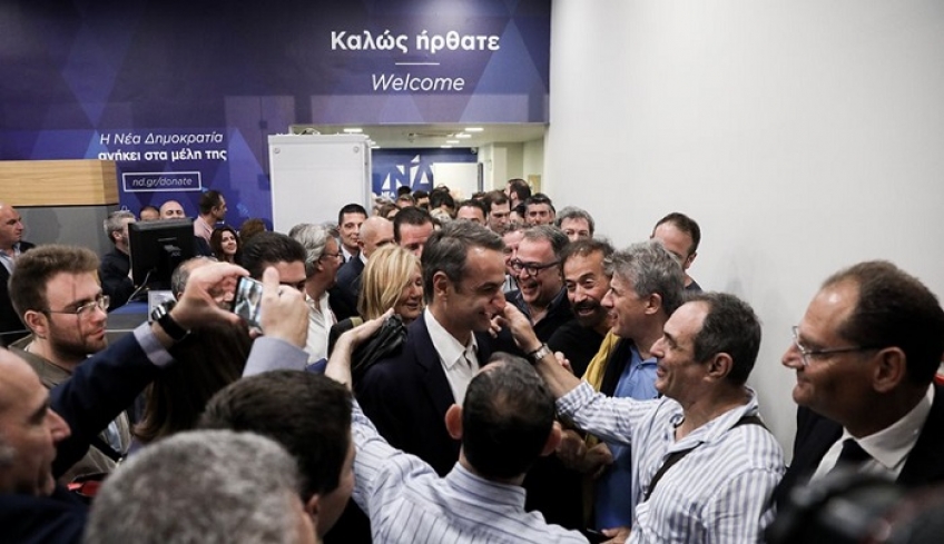 Οι «μύθοι» που κατέρριψε η ΝΔ - Πρώτη ακόμα και στους δημοσίους υπαλλήλους