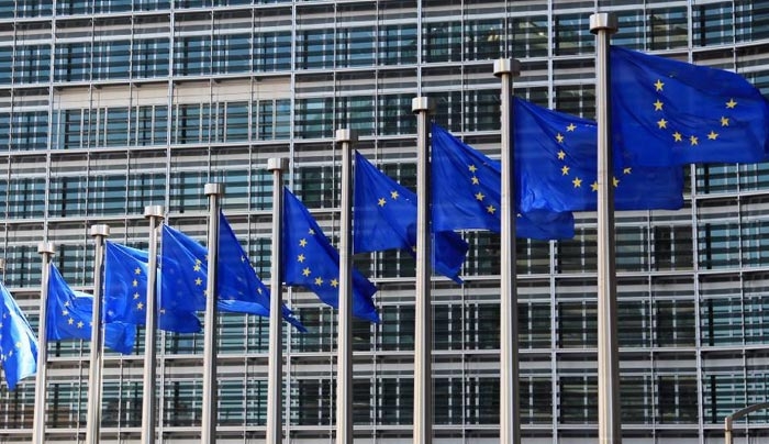 Βόμβα από την Κομισιόν: Απαιτούνται πρόσθετα μέτρα φέτος και το 2017