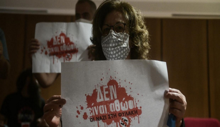 Δίκη Χρυσής Αυγής: Αυτοί είναι οι 68 κατηγορούμενοι - Οι 65 για το αδίκημα της εγκληματικής οργάνωσης