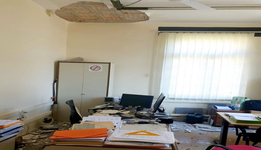 Οταν πέφτει το ταβάνι της Δ/νσης Τεχνικών Εργων Δωδ/σου..