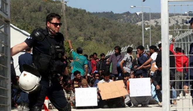Επεισόδια με μετανάστες σε Λέσβο και Χίο: Έκαναν πλιάτσικο σε θερμοκήπιο