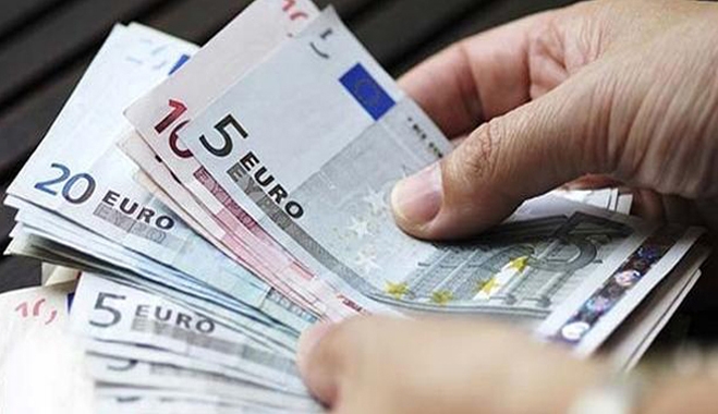 Αλλάζουν τα επιδόματα – Πως και ποιοι θα εισπράττουν επιδόματα τέκνων