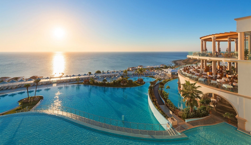 HolidayCheck: Τρία ξενοδοχεία στη Ρόδο και ένα στην Κω, στα καλύτερα στον κόσμο