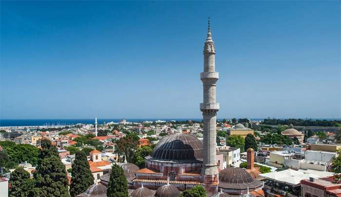Ρόδος: Αυξημένη η τουριστική κίνηση στο νησί και τον Νοέμβριο - Χειμερινός τουρισμός για συνταξιούχους από την Ευρώπη
