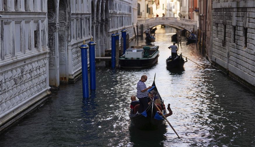 Κορονοϊός: 23 Έλληνες τουρίστες θετικοί στον ιό στη Βενετία