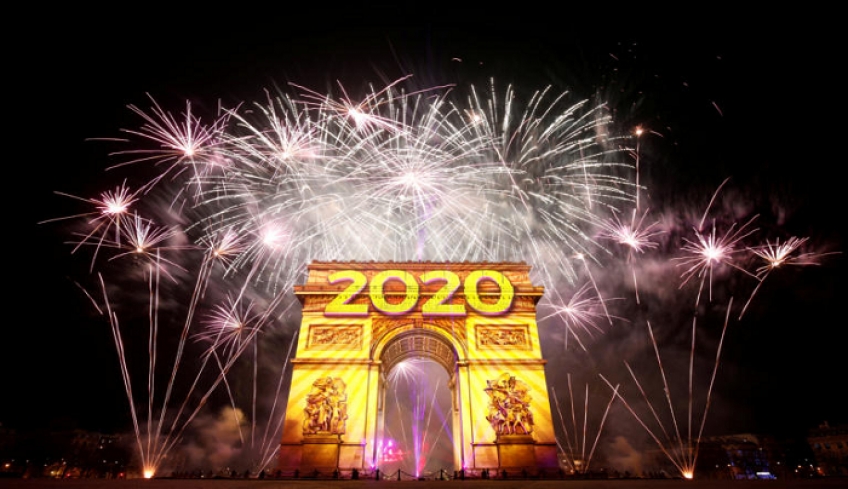 Πρωτοχρονιά 2020: Έτσι υποδέχτηκε ο κόσμος το νέο έτος [video]